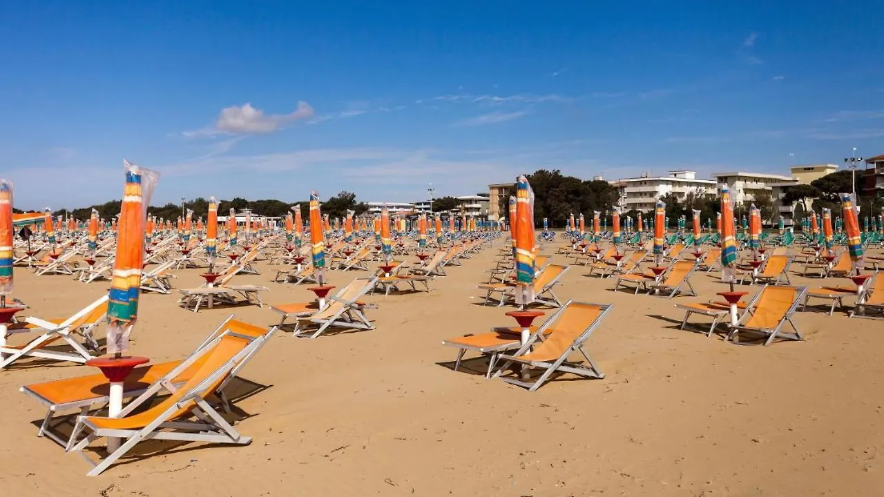 Charming 1 Bedroom Apartment With Swimming Pool Bibione